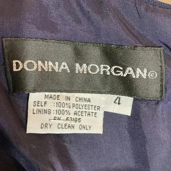 Donna Morgan Navy Blue Formal Embellished Short Sleeve Long Gown Dress Size 4. - Picture 16 of 16